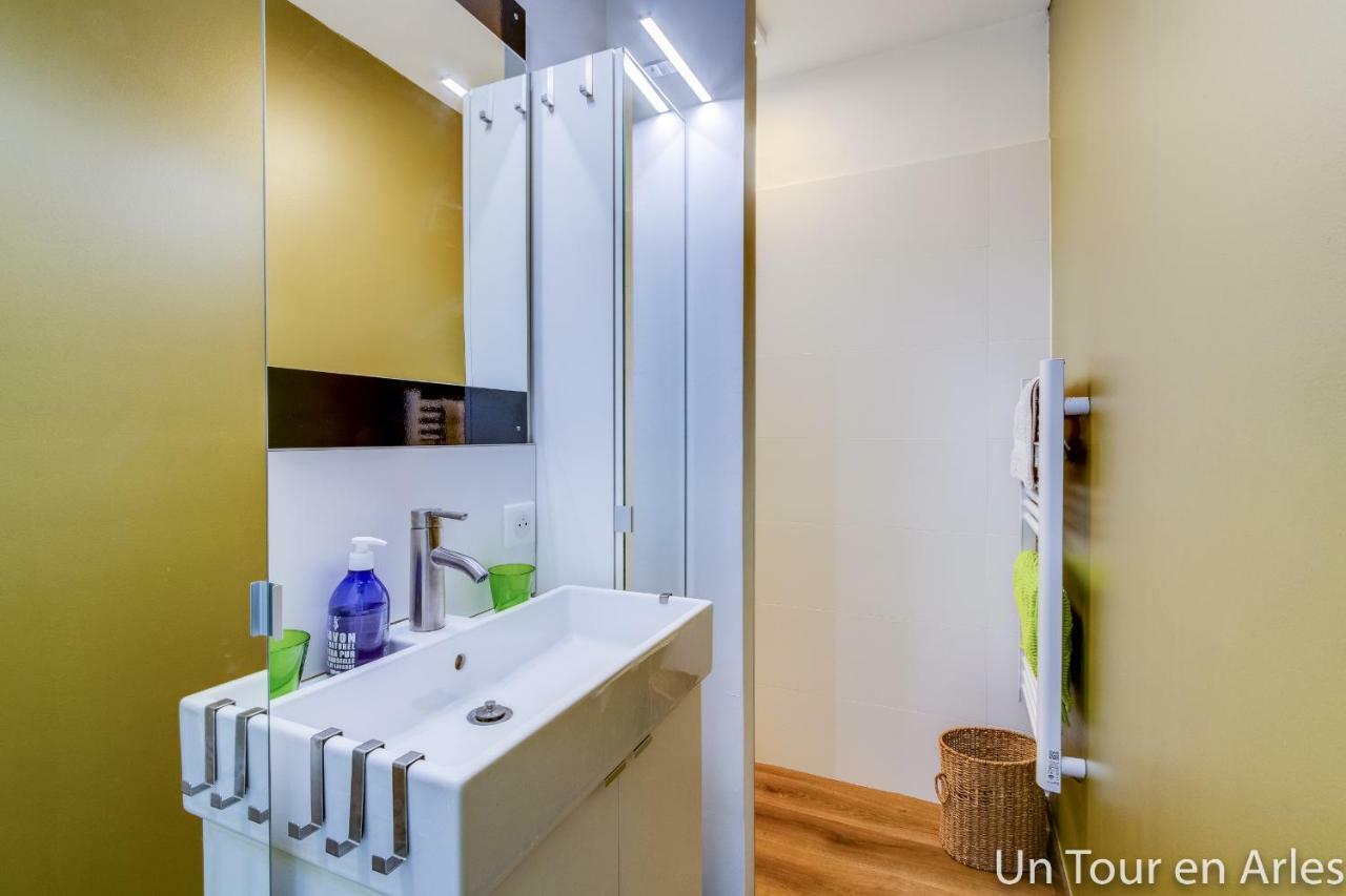 Un Tour En Arles Apartment ภายนอก รูปภาพ