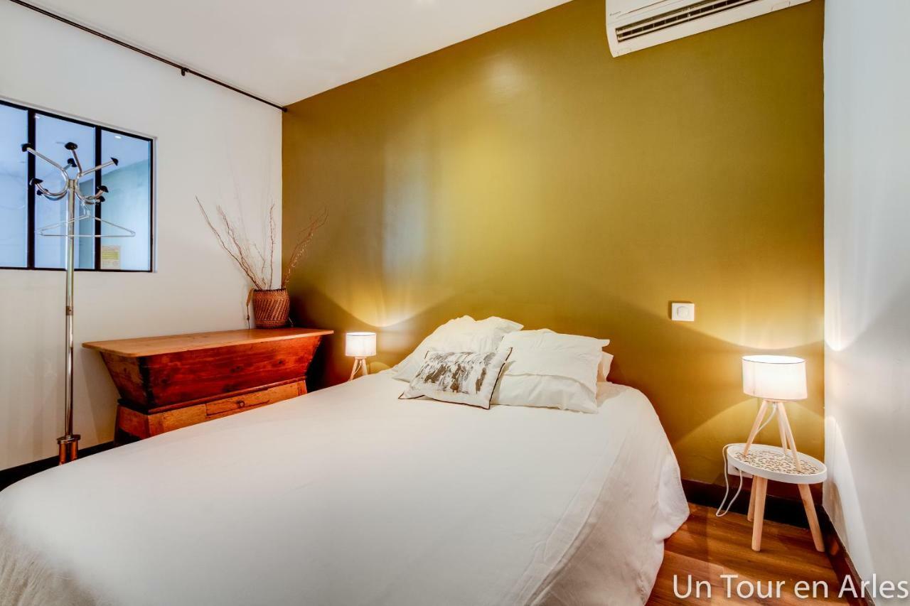 Un Tour En Arles Apartment ภายนอก รูปภาพ